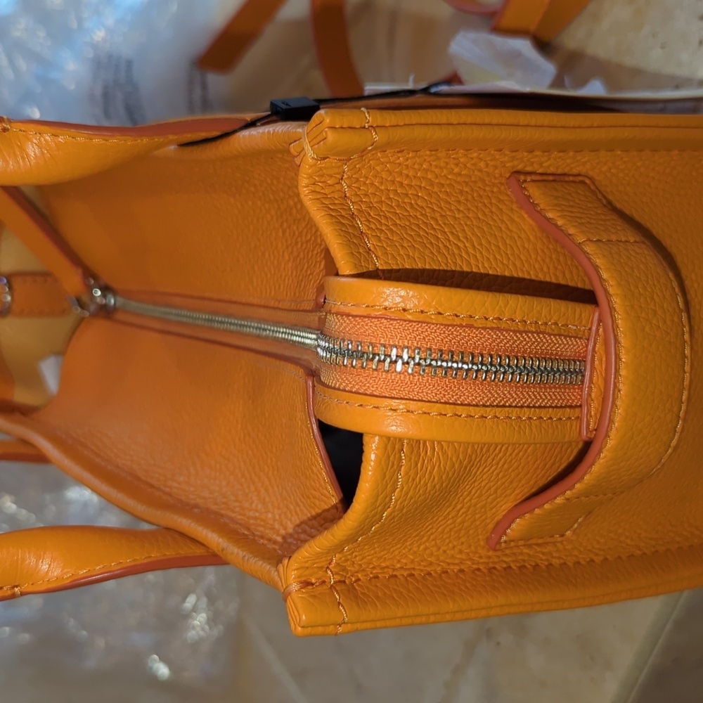 EUC The Tote Bag Marc Jacobs Scorched Orange Leather Small - Picture 10 of 16